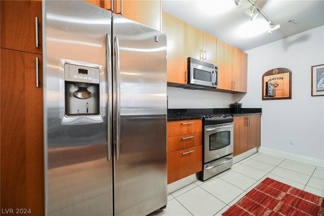 200 West Sahara Avenue 2312