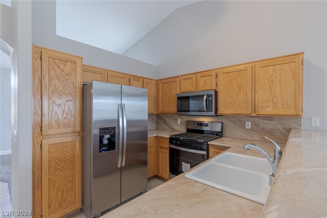 113 Vista Del Lago Street