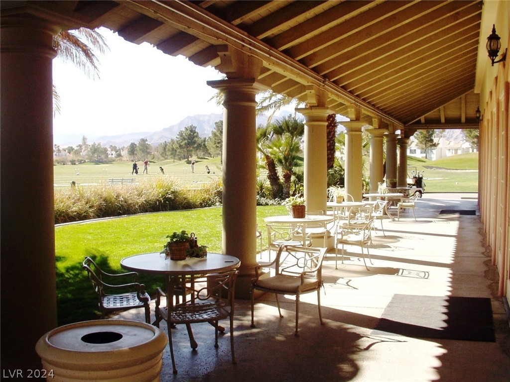 5129 Forest Oaks Drive