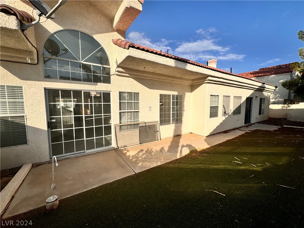 5129 Forest Oaks Drive