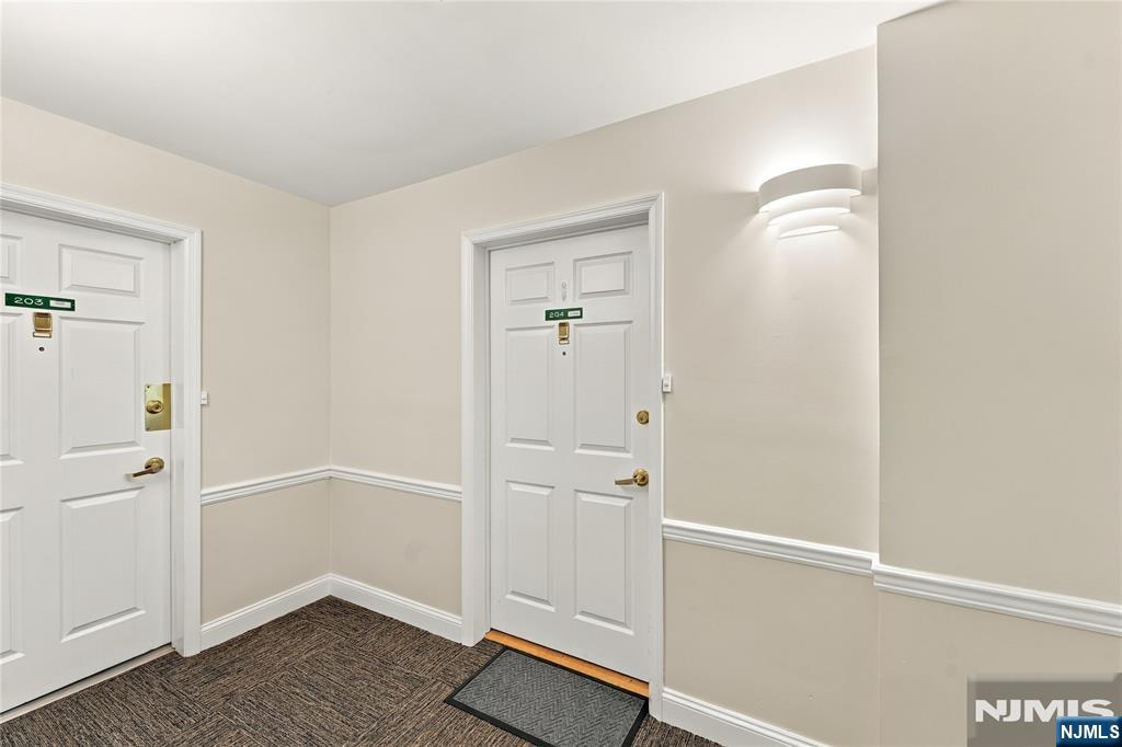 20 Blanche Avenue E204