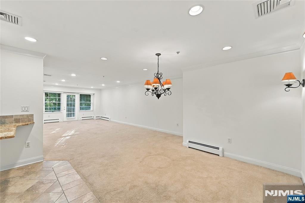 20 Blanche Avenue E204