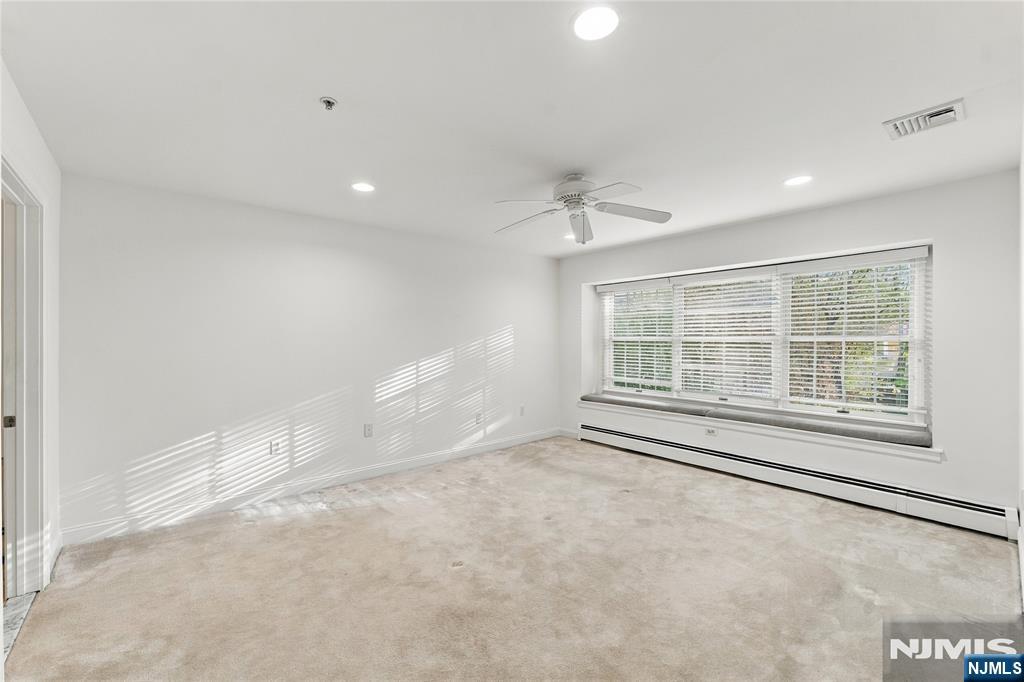 20 Blanche Avenue E204