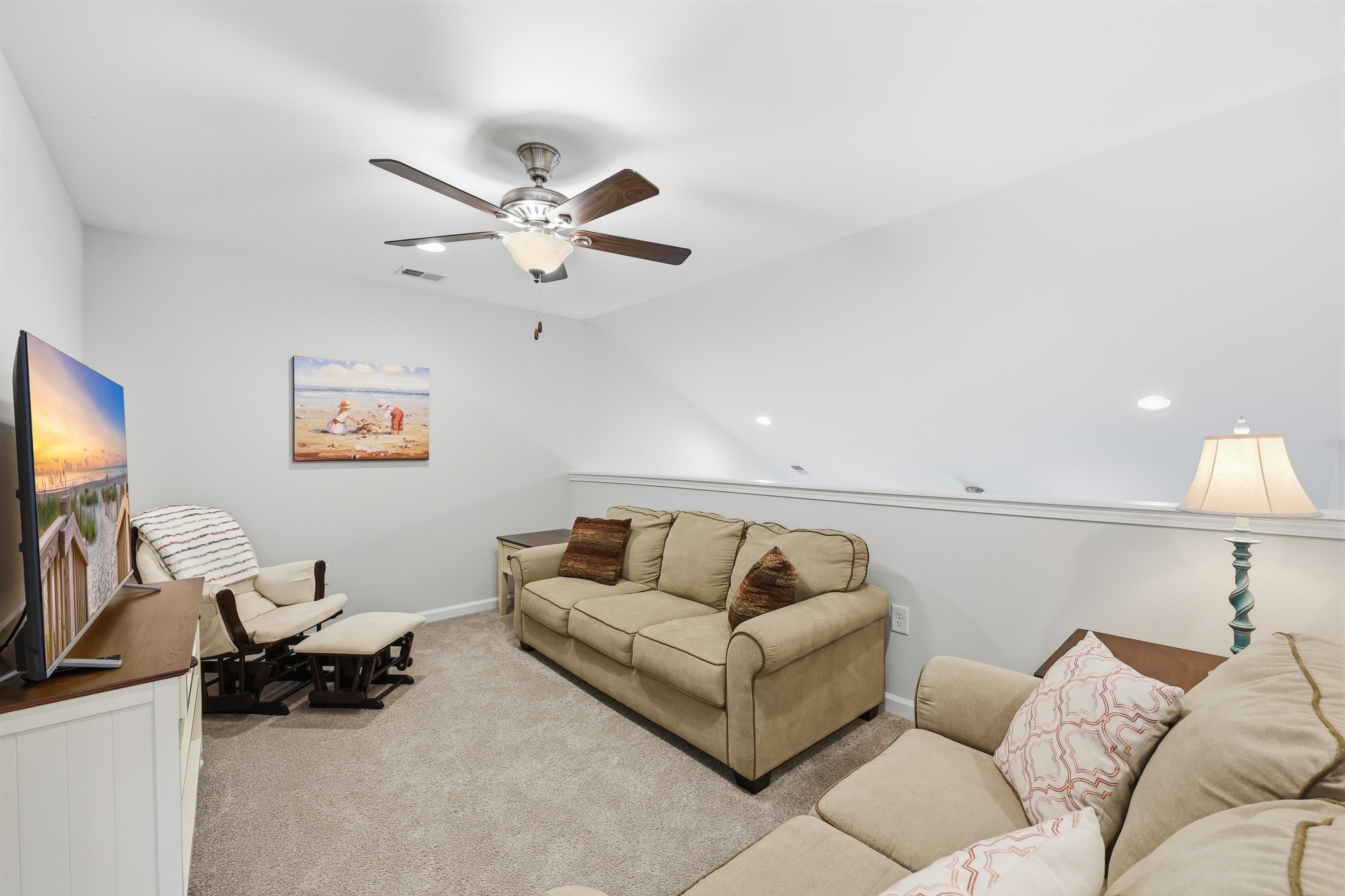 131 Machrie Loop Unit: D End Unit