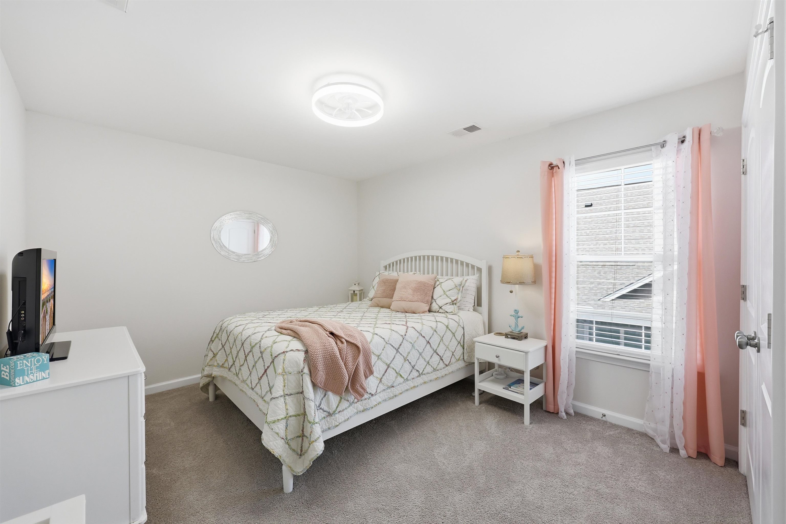 131 Machrie Loop Unit: D End Unit