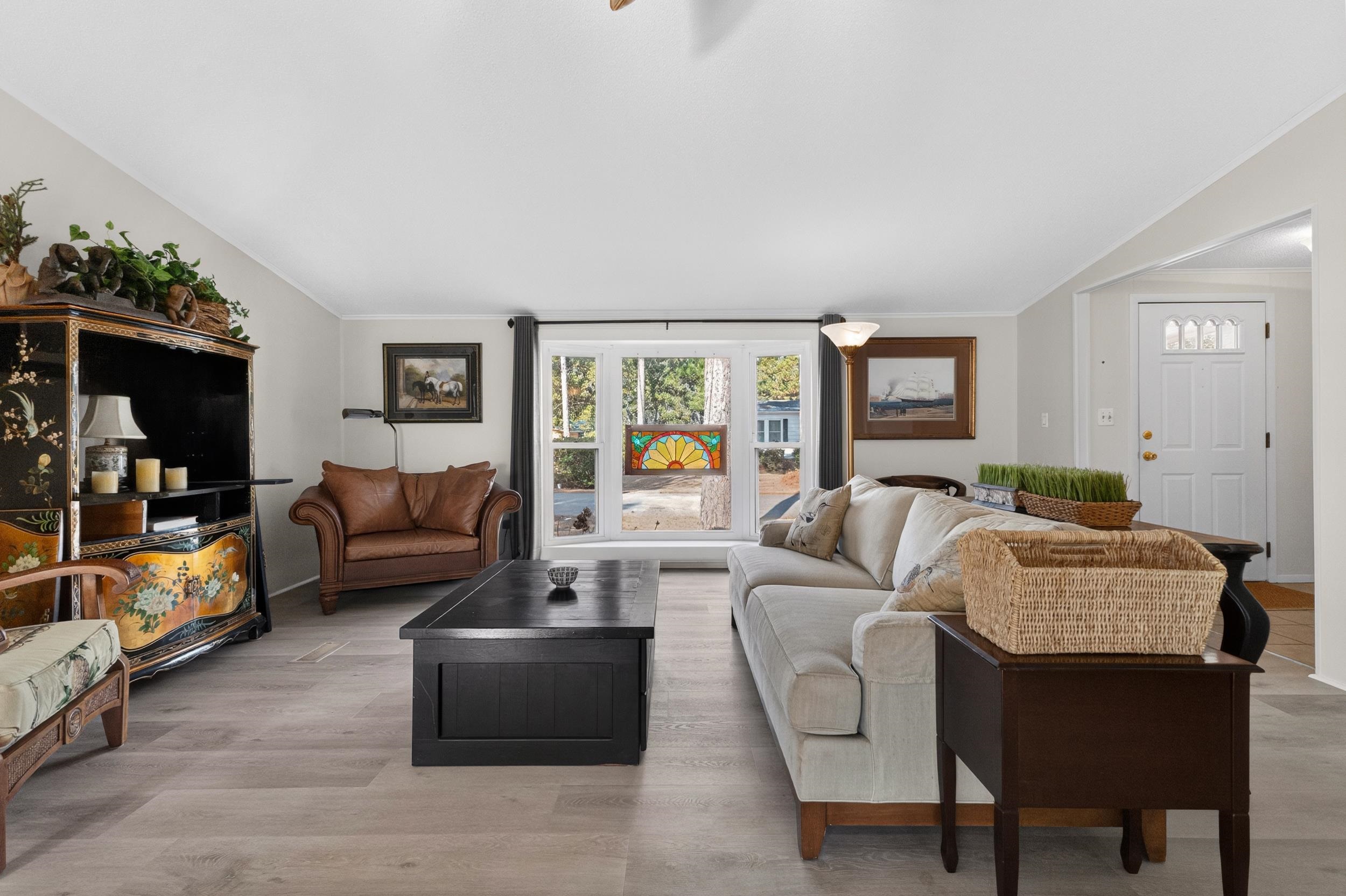 3335 Charleston Trail