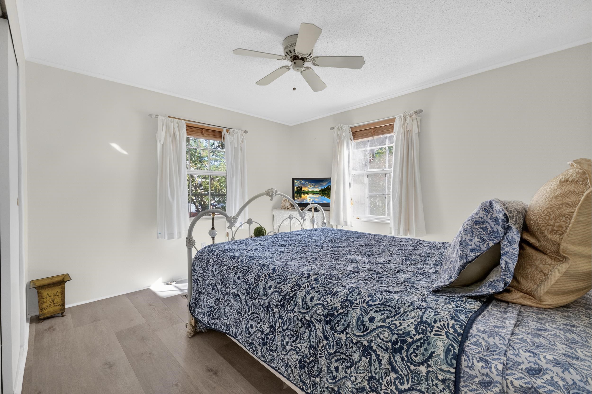3335 Charleston Trail