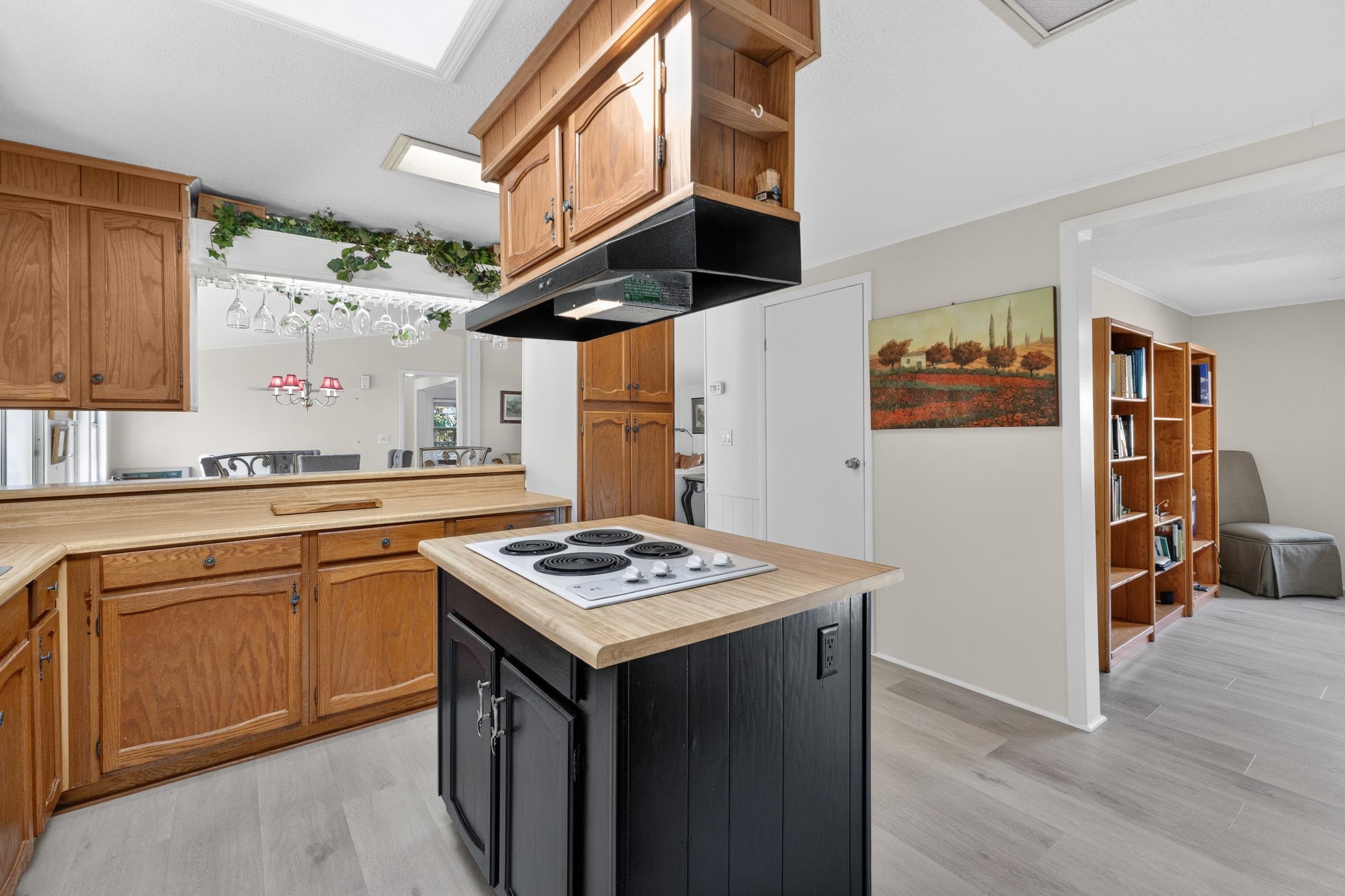 3335 Charleston Trail