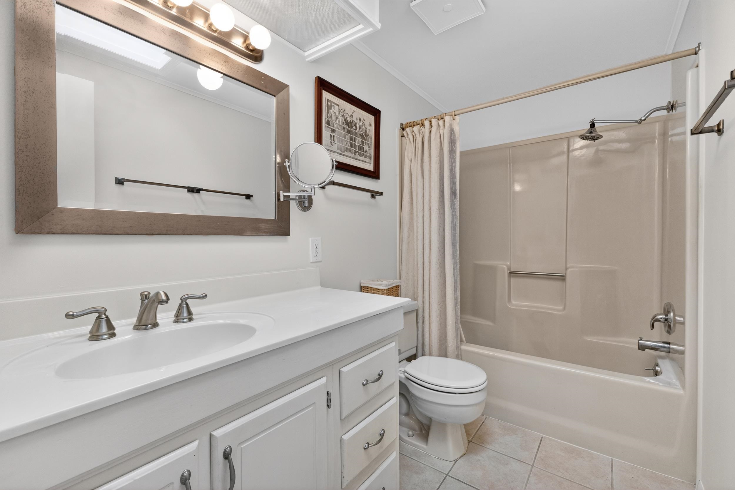3335 Charleston Trail