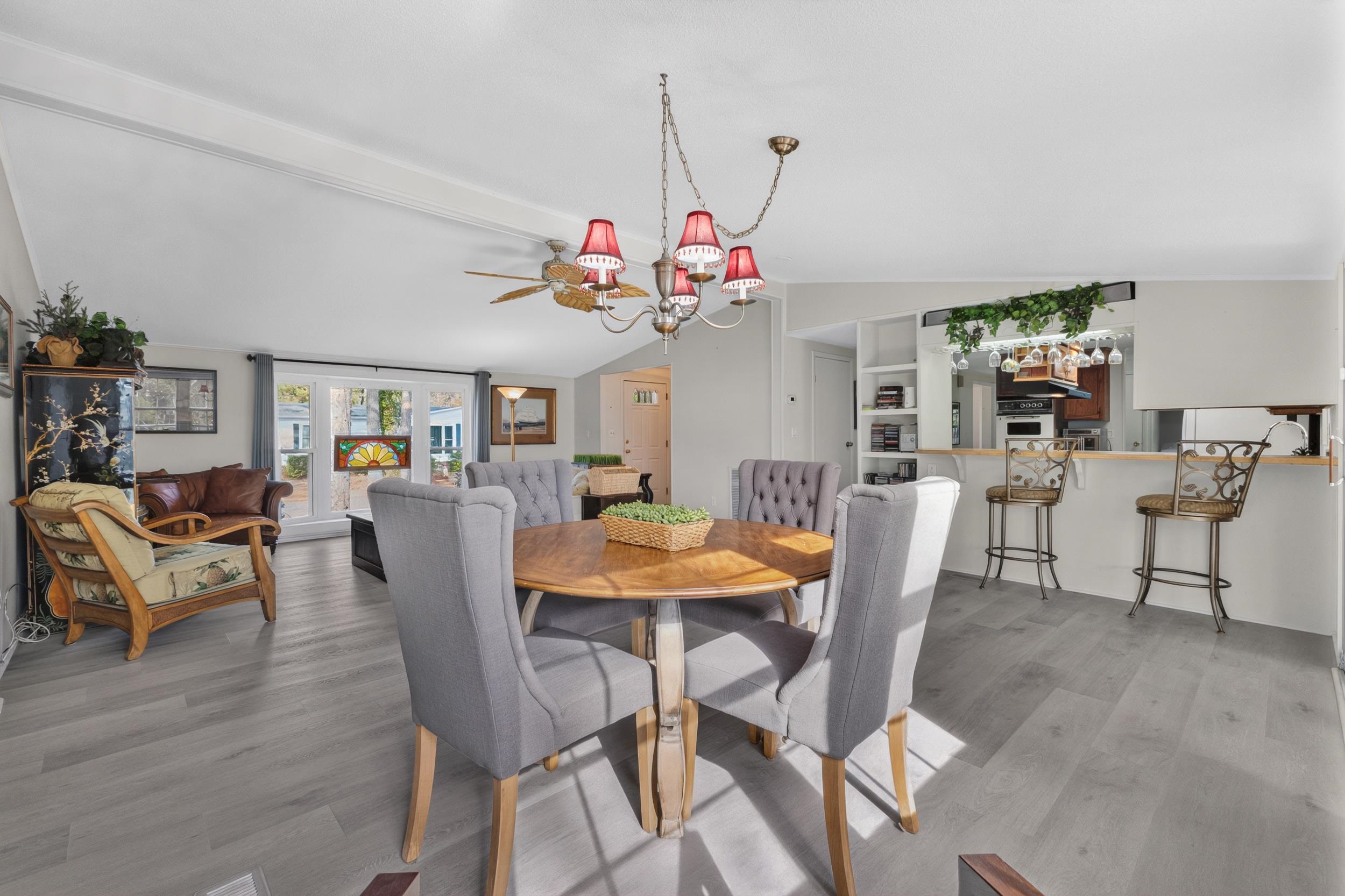 3335 Charleston Trail