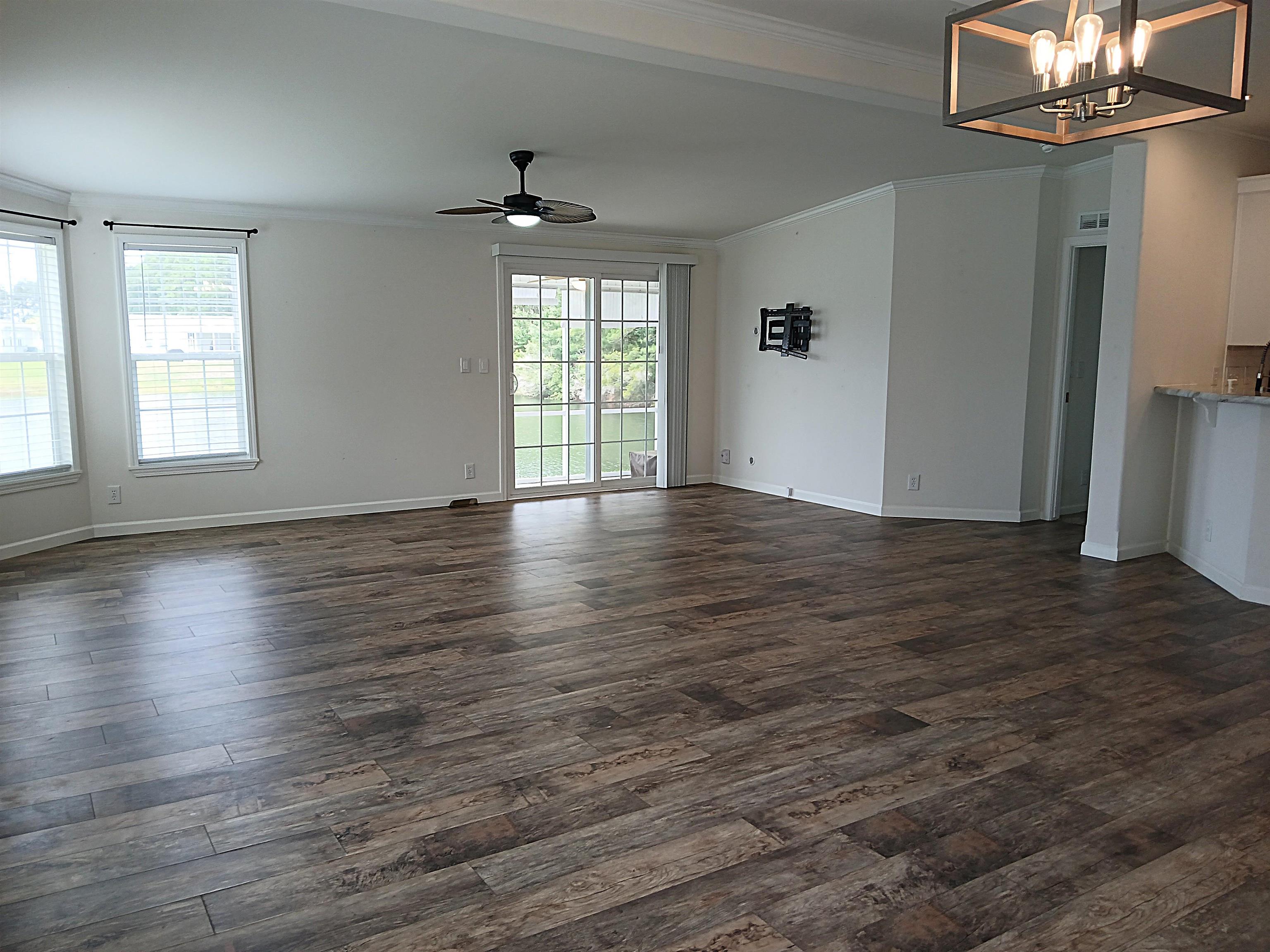 4033 Bubeck Dr.