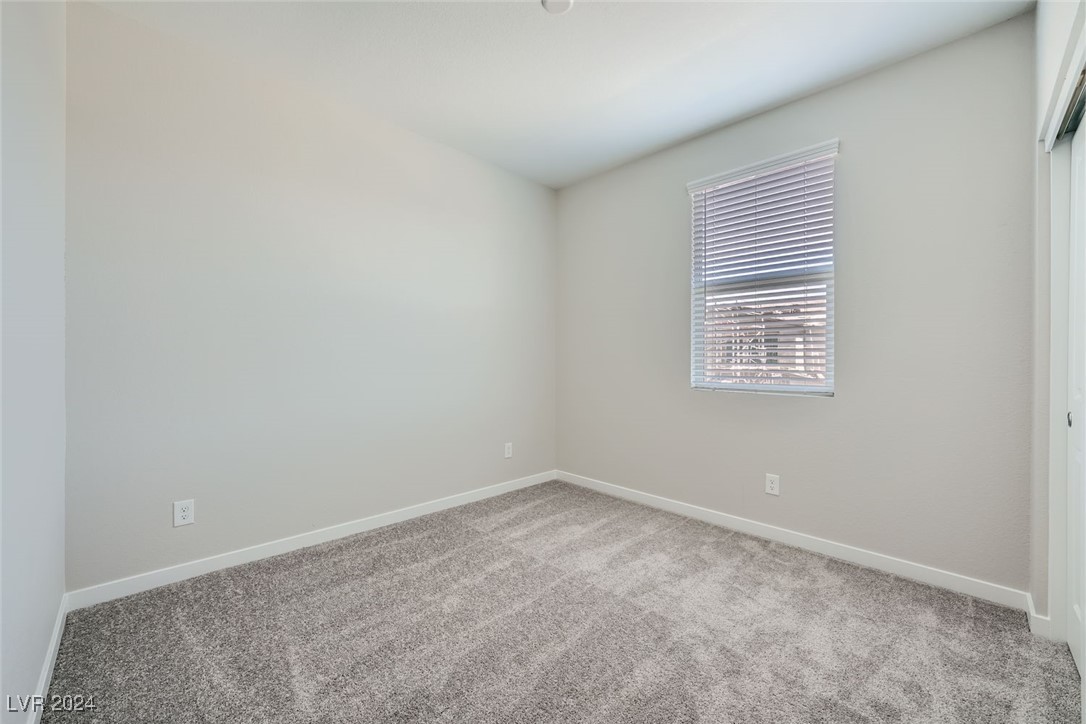 11391 Peak Landing Avenue