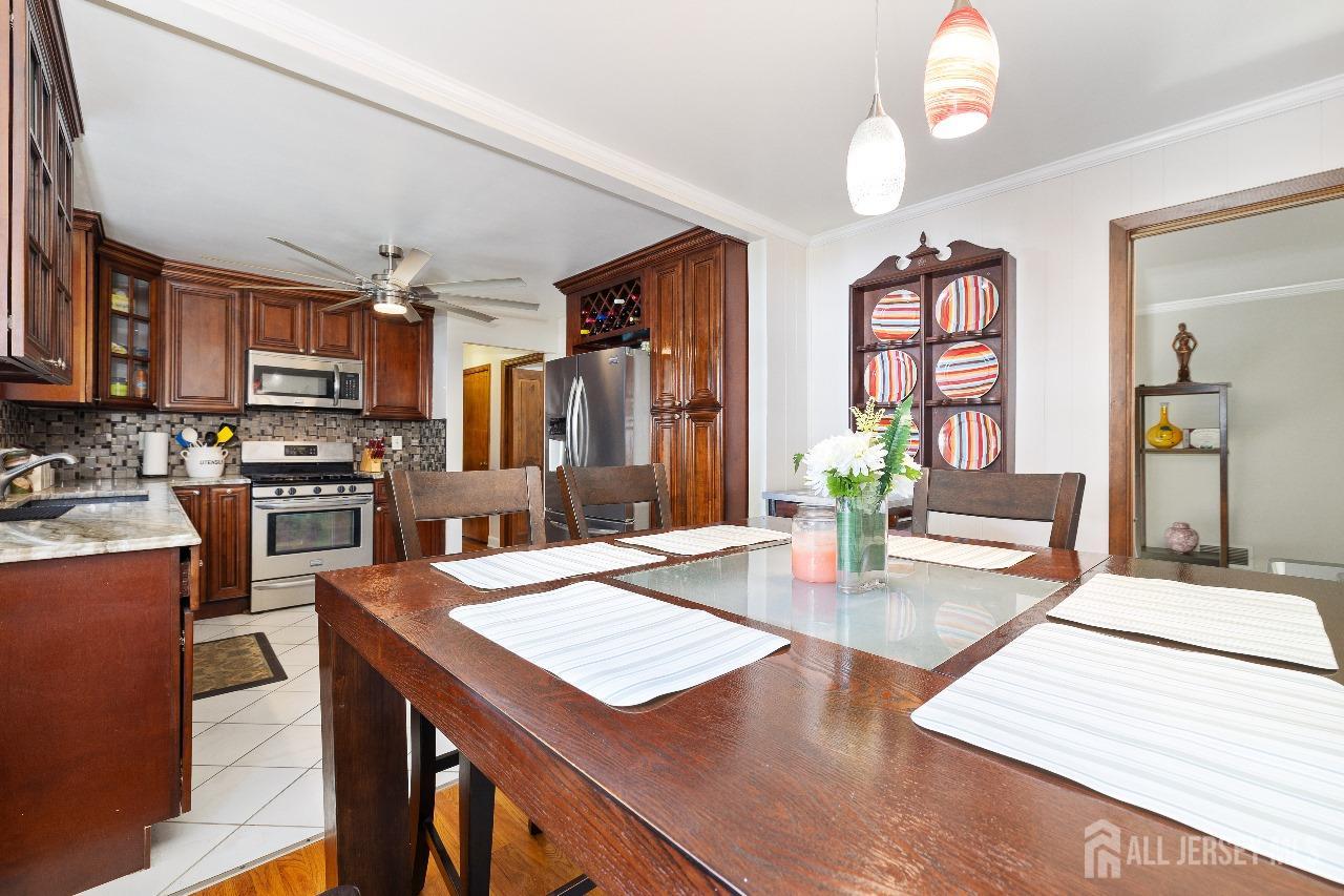 515 Beechwood Avenue