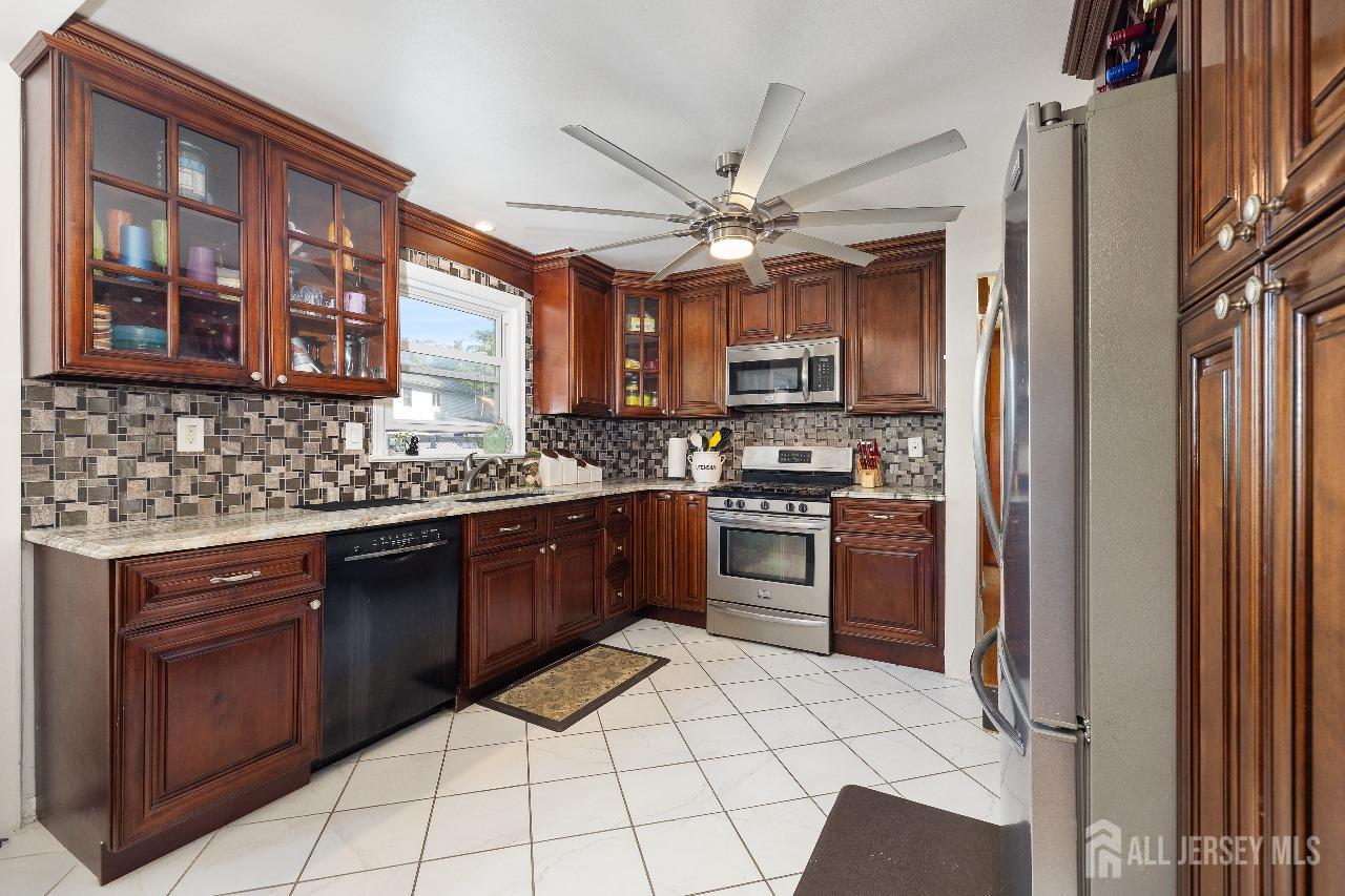 515 Beechwood Avenue