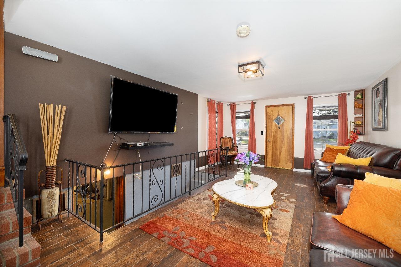 515 Beechwood Avenue