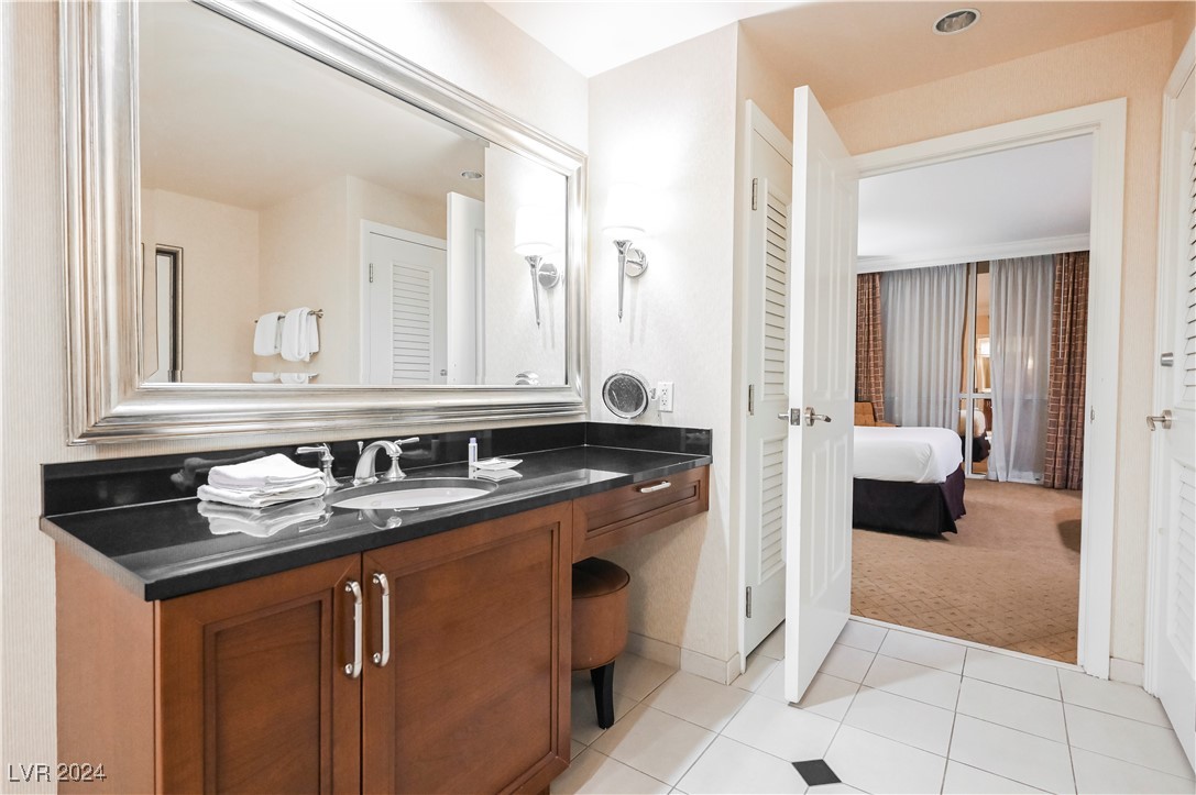 125 East HARMON Avenue 414