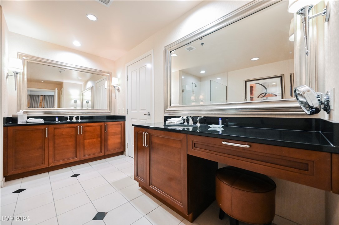 125 East HARMON Avenue 414