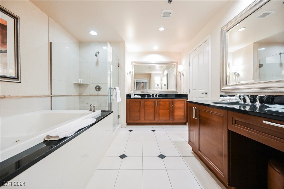 125 East HARMON Avenue 414
