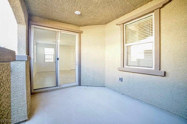 8667 Mossy Arch Court 0