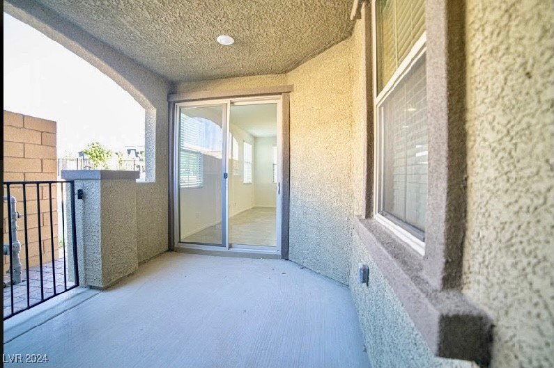 8667 Mossy Arch Court 0
