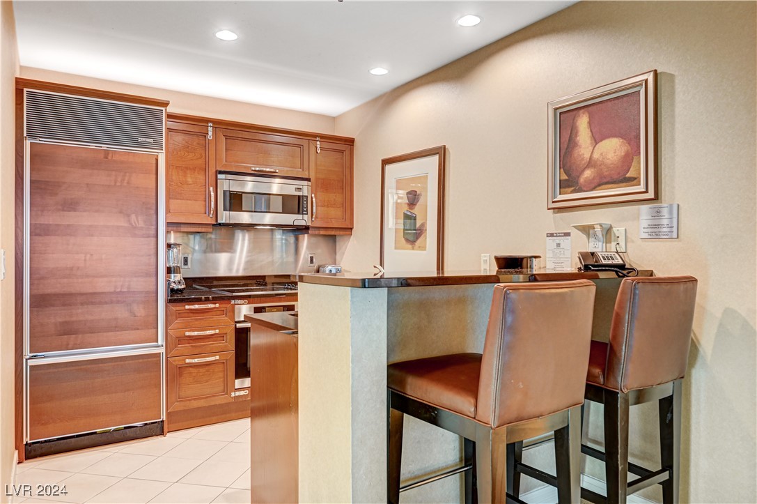 125 East HARMON Avenue 2401&2403