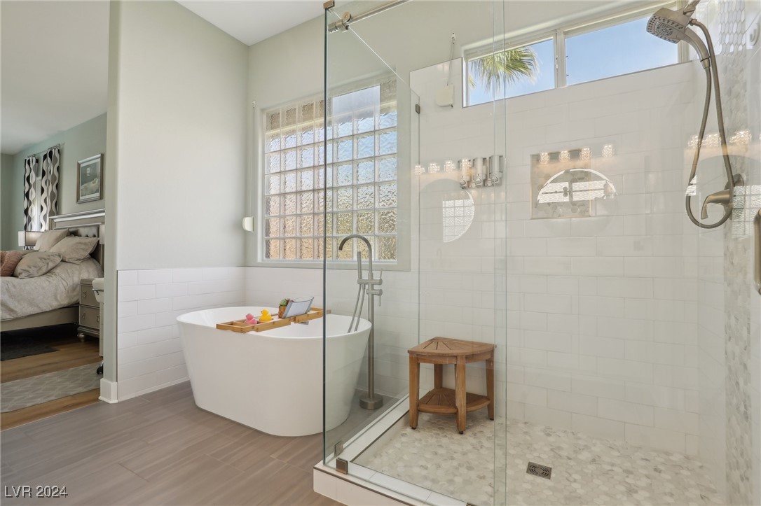 3127 Redwood Street
