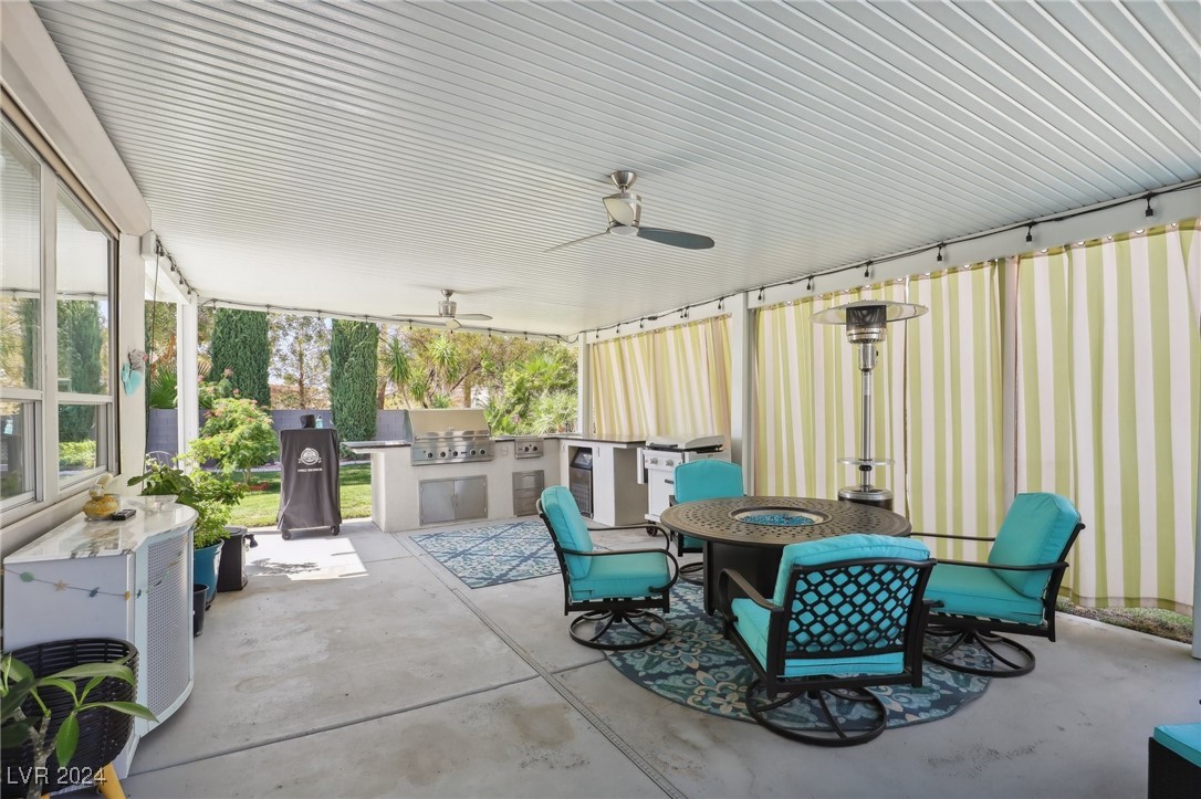 3127 Redwood Street