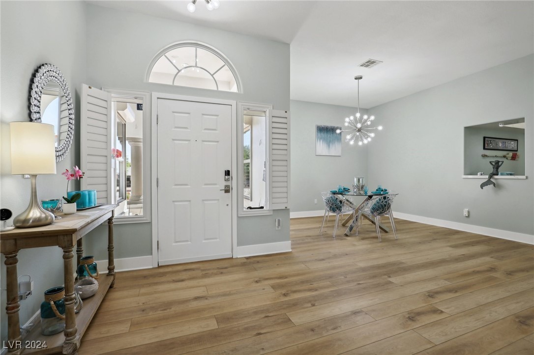 3127 Redwood Street