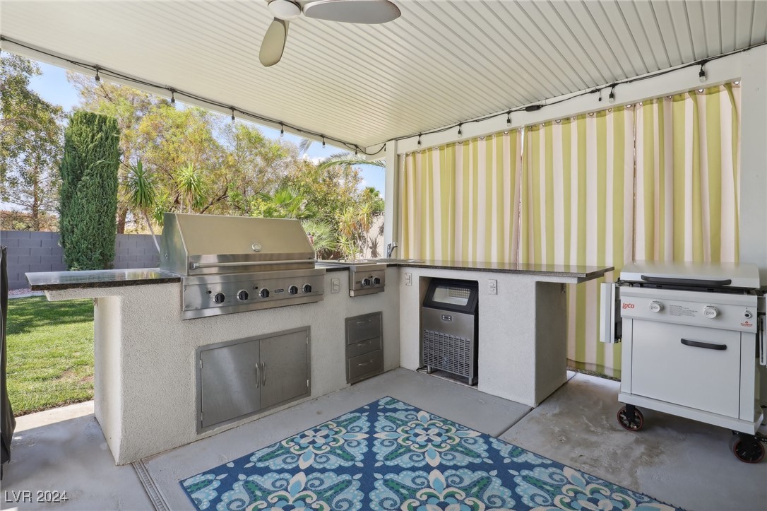 3127 Redwood Street