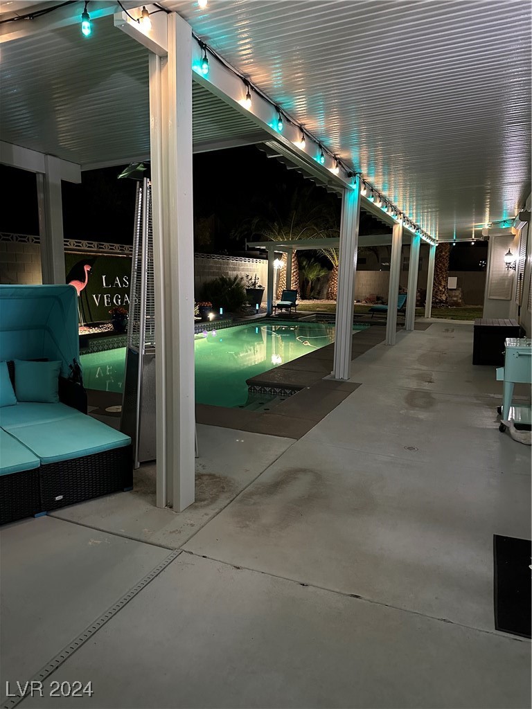 3127 Redwood Street