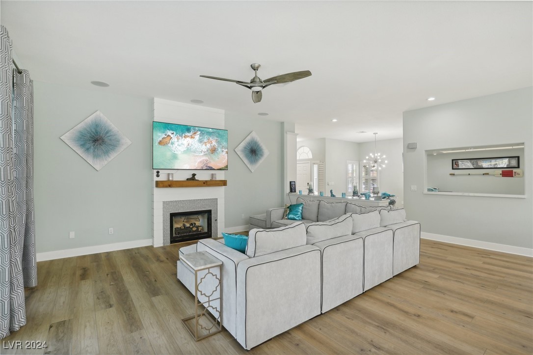 3127 Redwood Street