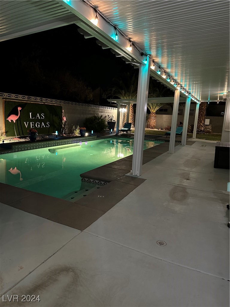 3127 Redwood Street