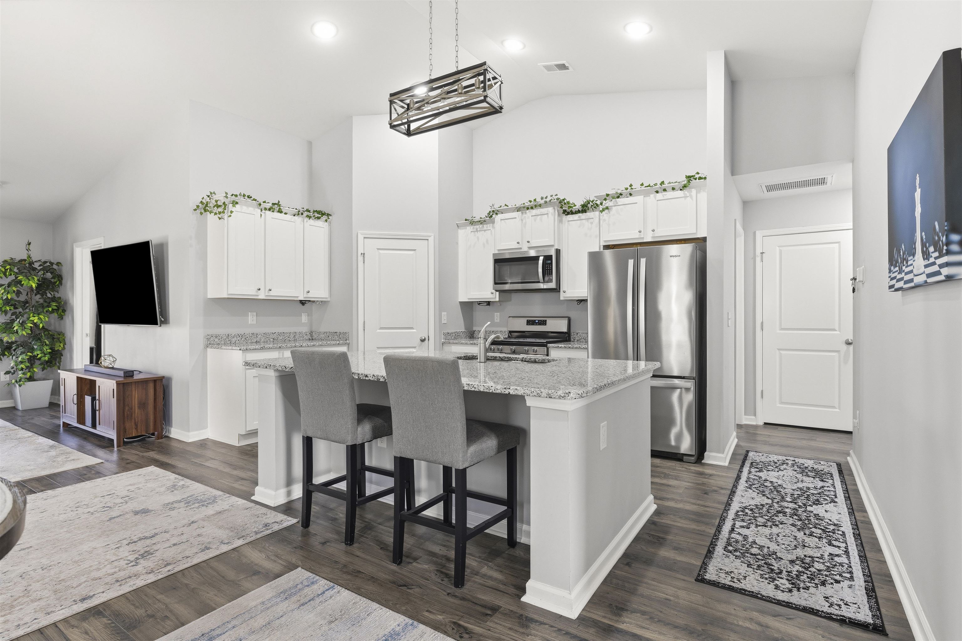 1807 Berkley Village Loop