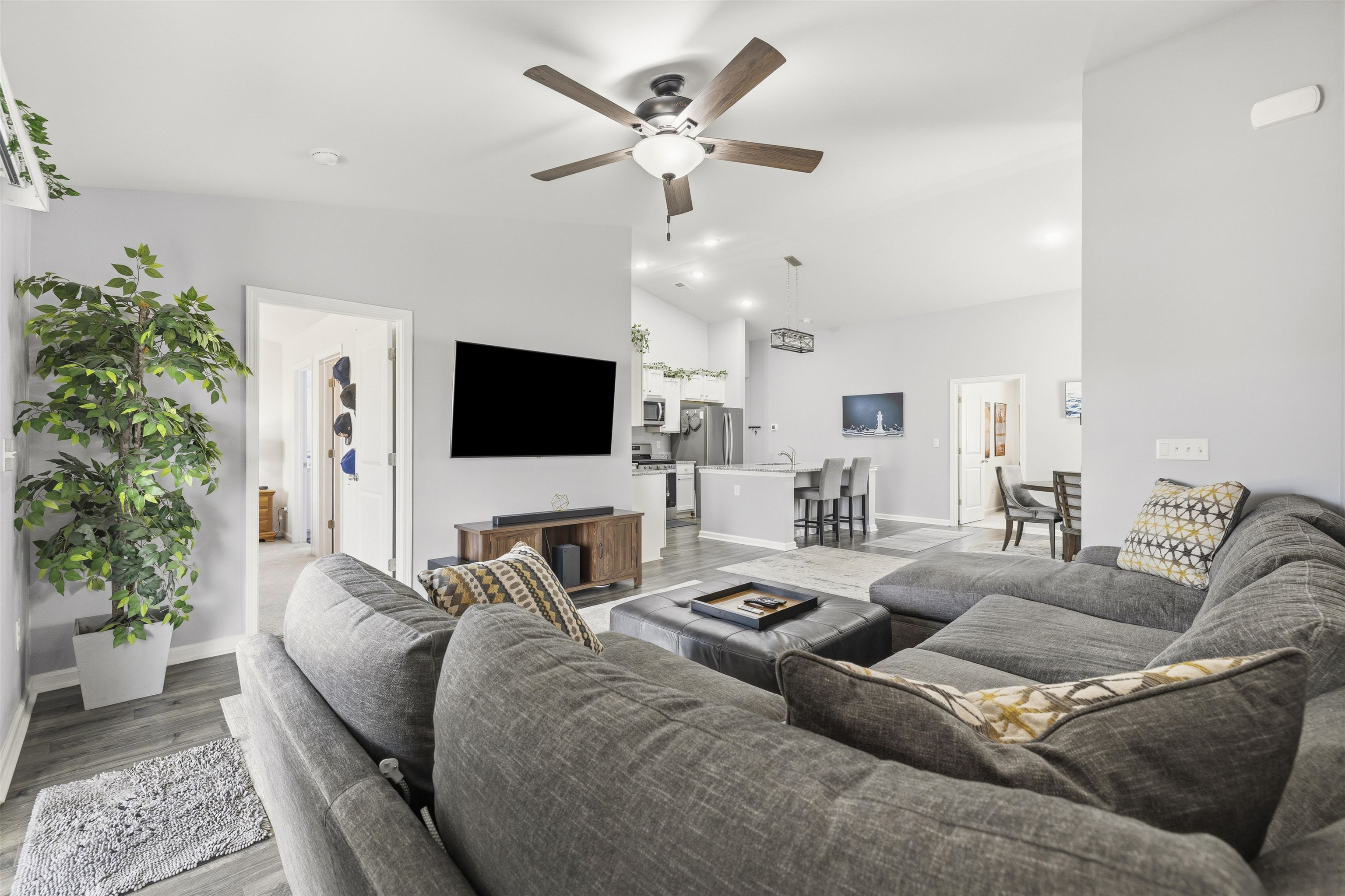 1807 Berkley Village Loop