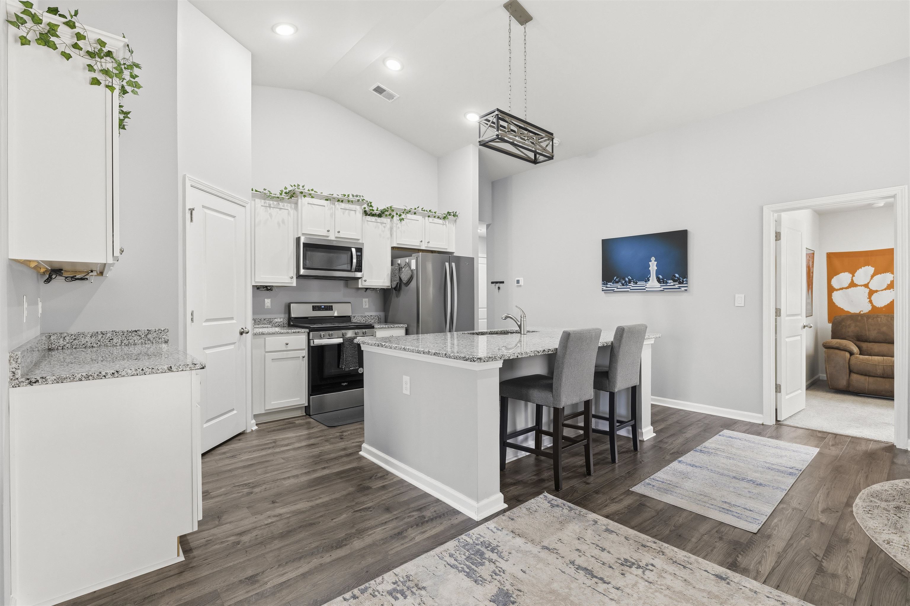 1807 Berkley Village Loop