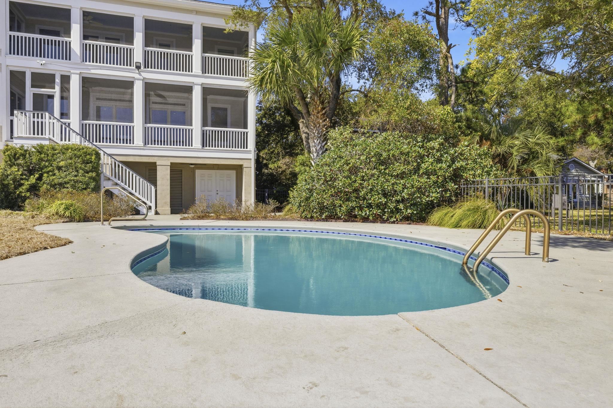 534 S Creekside Dr.