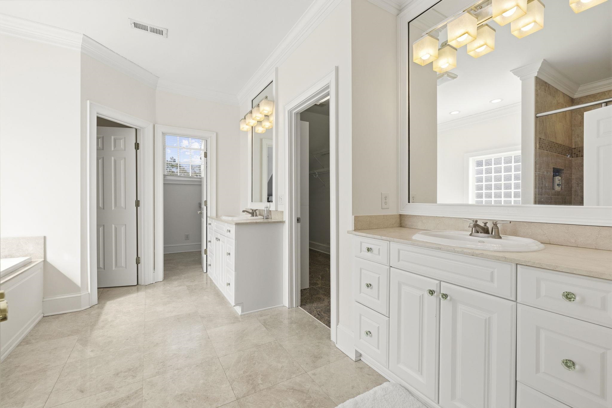 534 S Creekside Dr.
