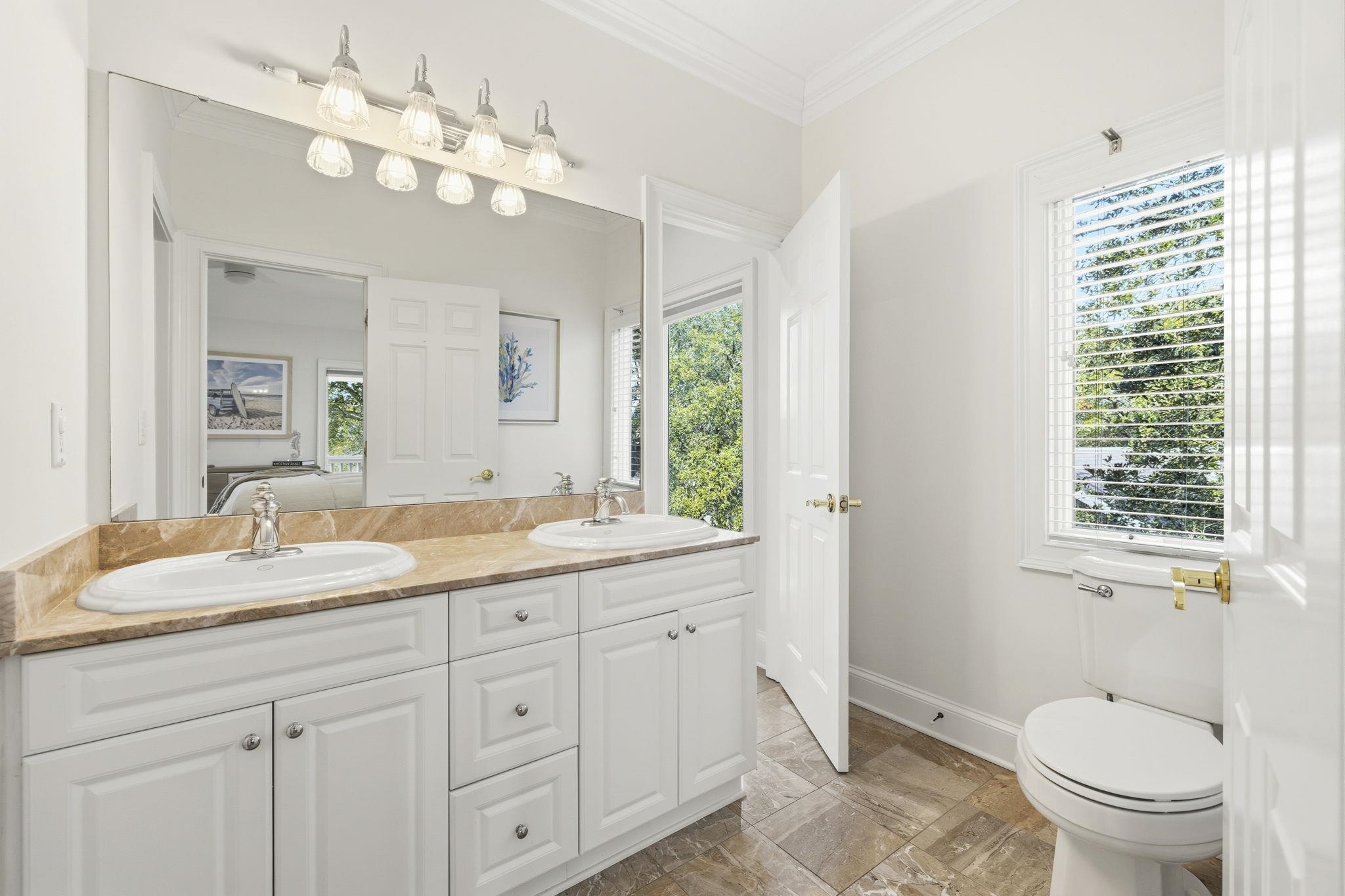 534 S Creekside Dr.