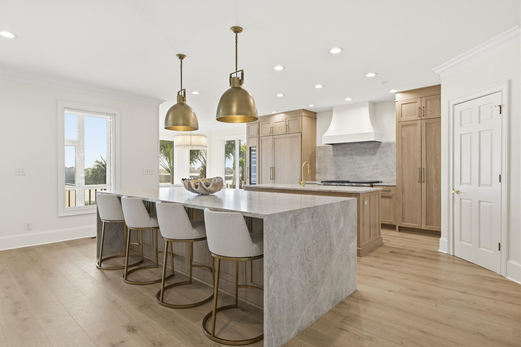 534 S Creekside Dr.