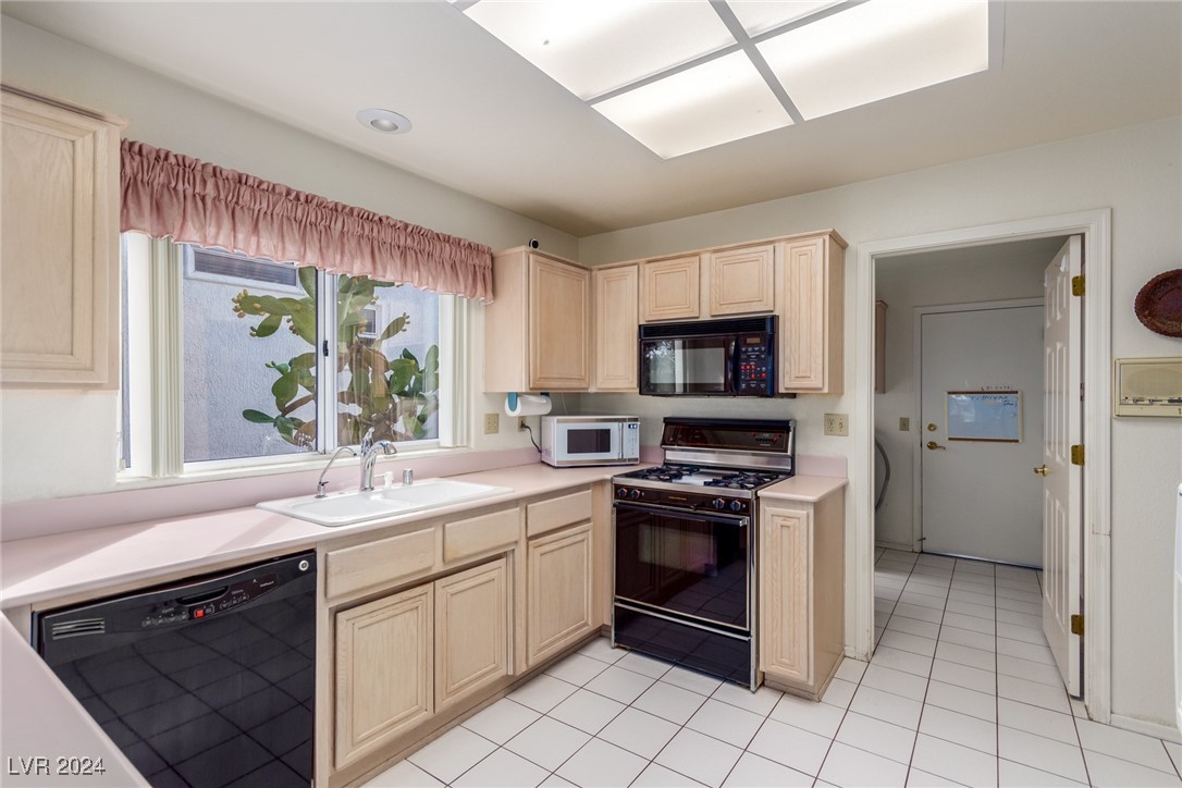 2624 Golfside Drive