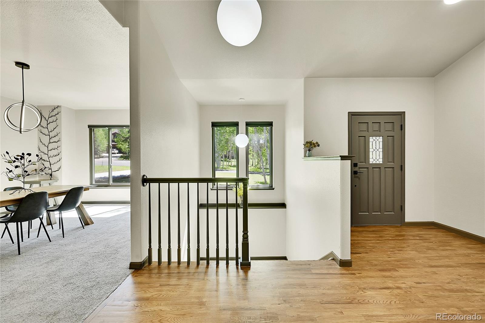 525 Regent Lane
