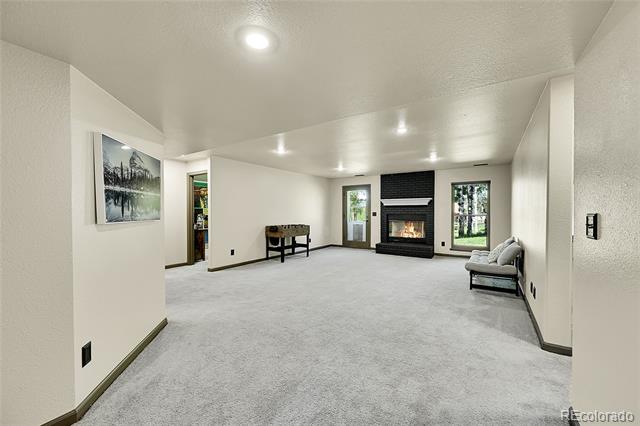 525 Regent Lane