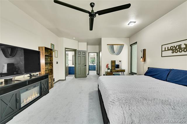 525 Regent Lane
