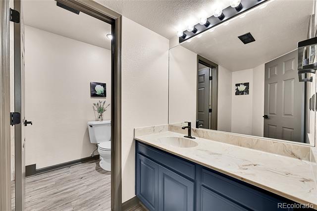 525 Regent Lane