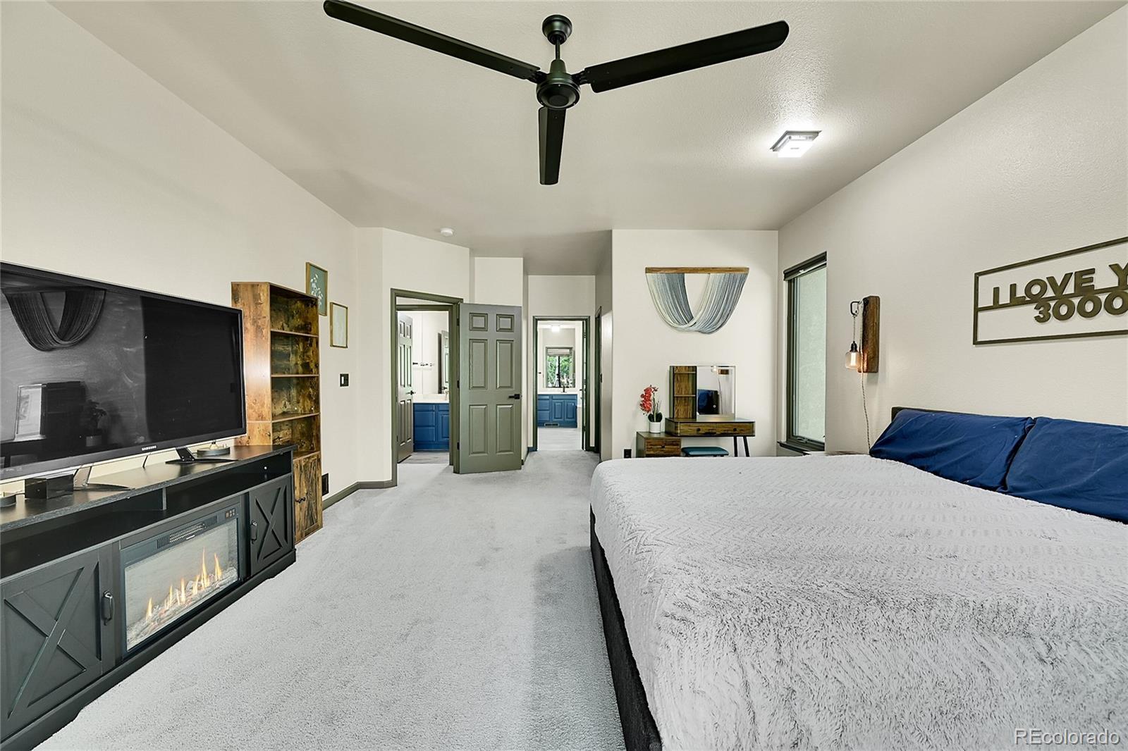 525 Regent Lane