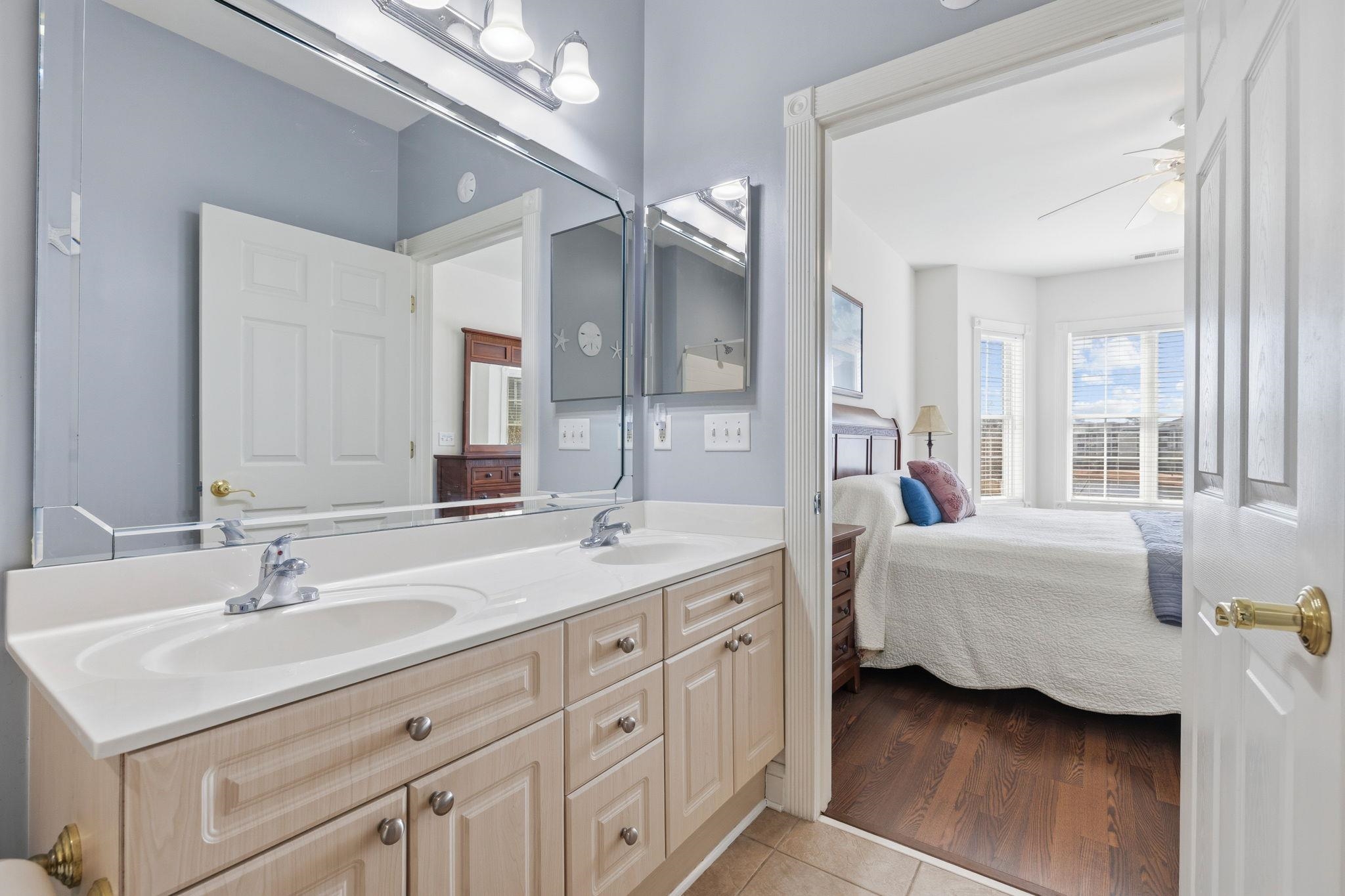 4861 Luster Leaf Circle Unit: 304