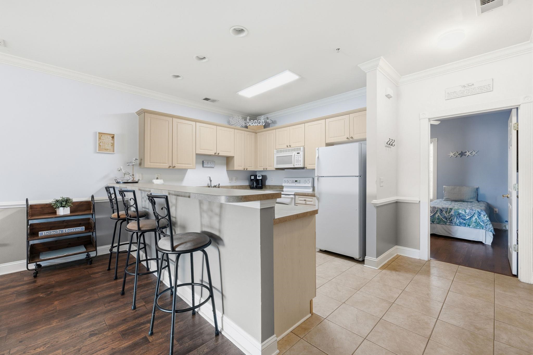 4861 Luster Leaf Circle Unit: 304