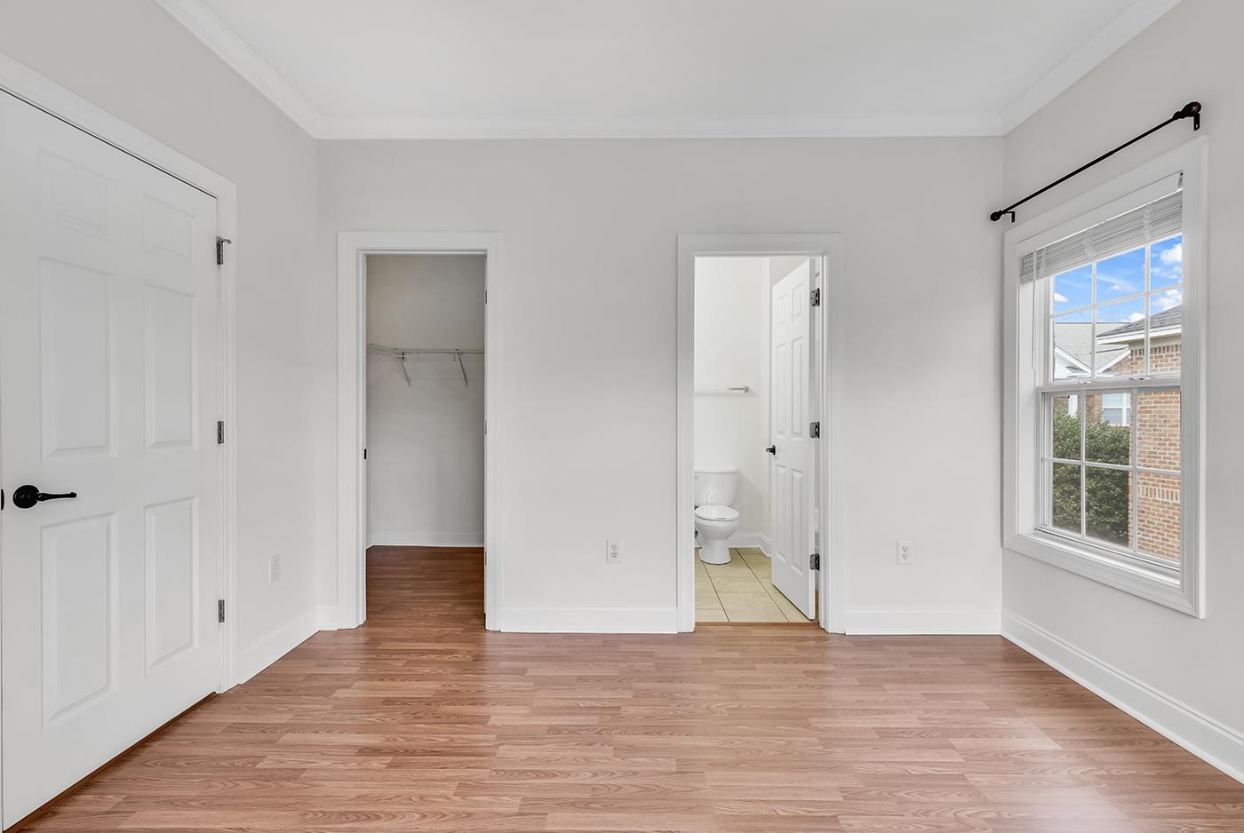 2061 Silvercrest Dr. Unit: 7E