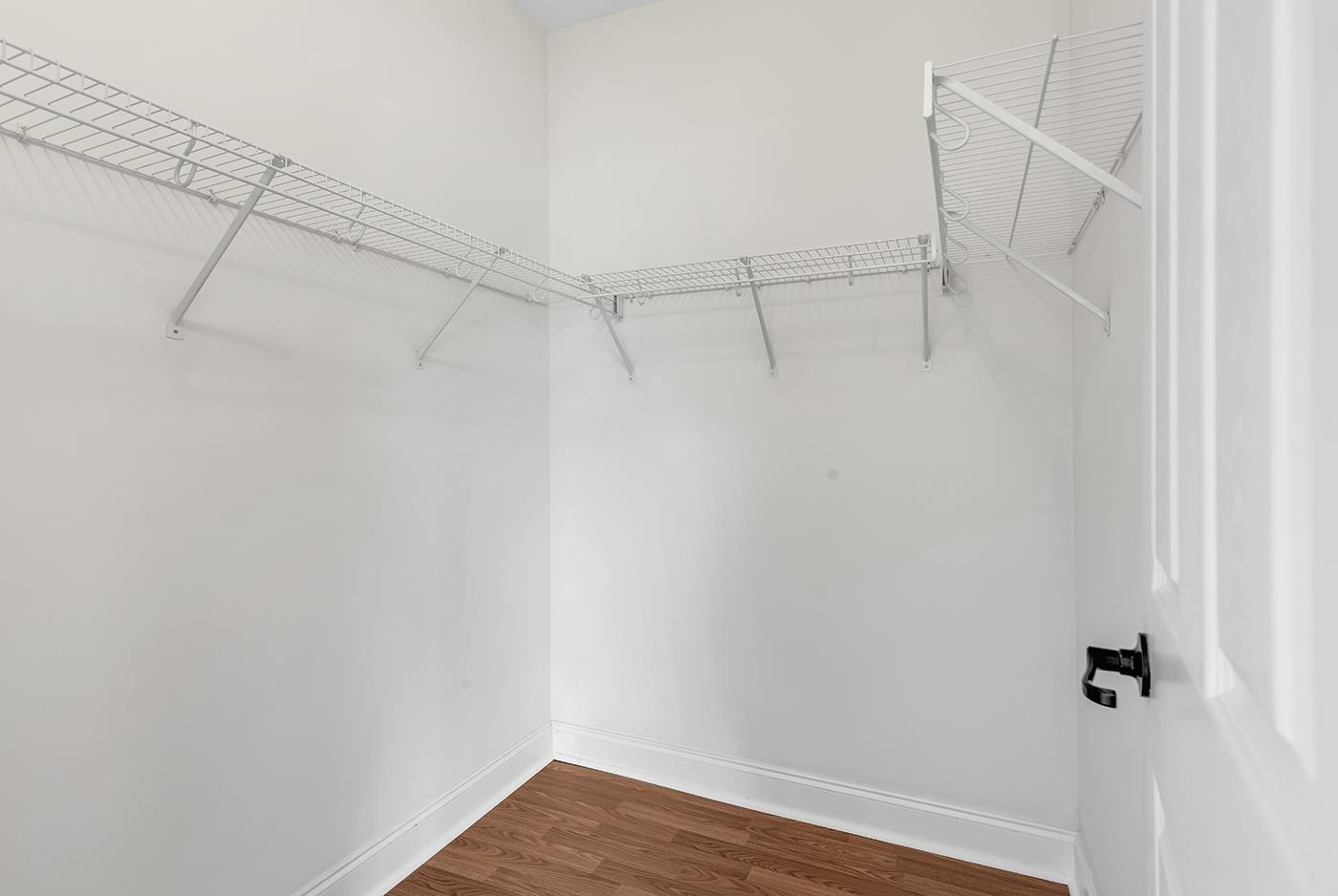 2061 Silvercrest Dr. Unit: 7E