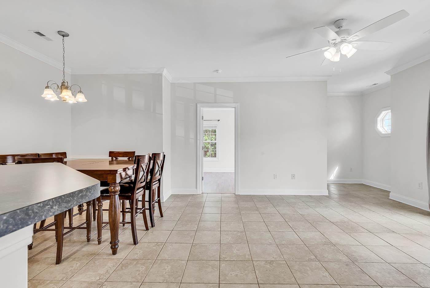 2061 Silvercrest Dr. Unit: 7E